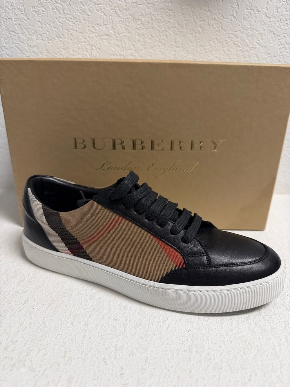 Burberry Low Top Check Sneakers Black Leather Women’s EU 40.5 US 10 Box